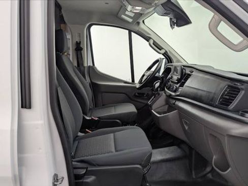 Used 2025 Ford Transit 250 Low Roof w/ Exterior Upgrade Package RWD image 17