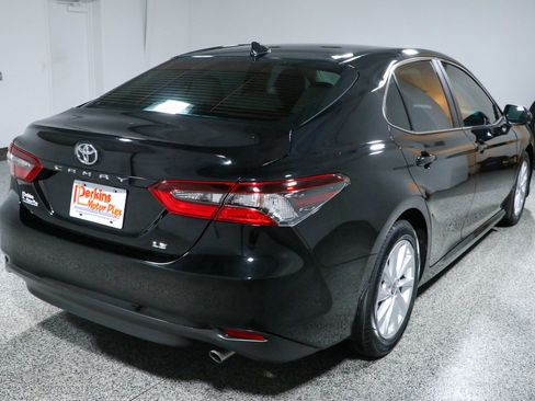 Used 2023 Toyota Camry LE FWD image 7