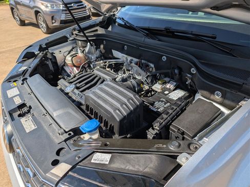 Used 2018 Volkswagen Atlas SE image 12