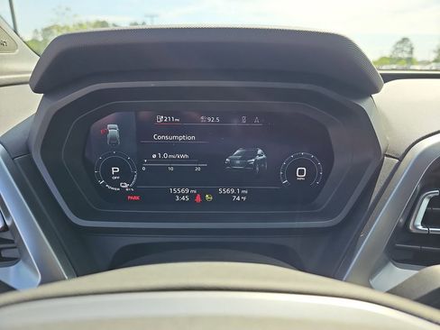 Used 2023 Audi Q4 e-tron Premium Plus w/ Premium Plus image 23