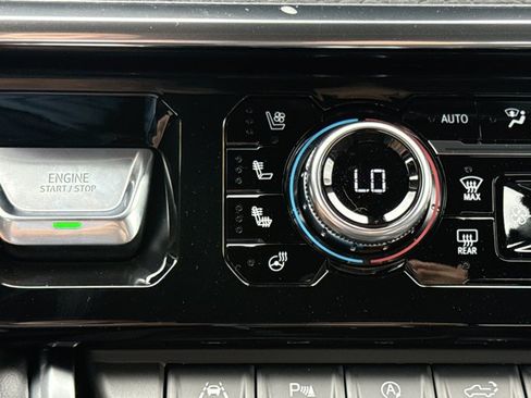 New 2026 GMC Sierra 1500 Denali AWD/4WD image 19