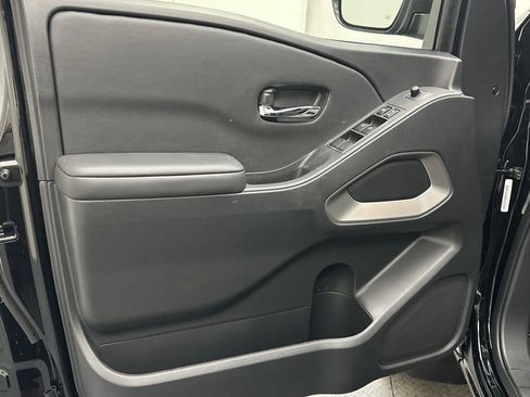 New 2026 Nissan Frontier SV w/ SV Convenience Package image 14
