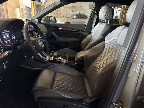Used 2022 Audi SQ5 Prestige w/ Prestige Package image 13