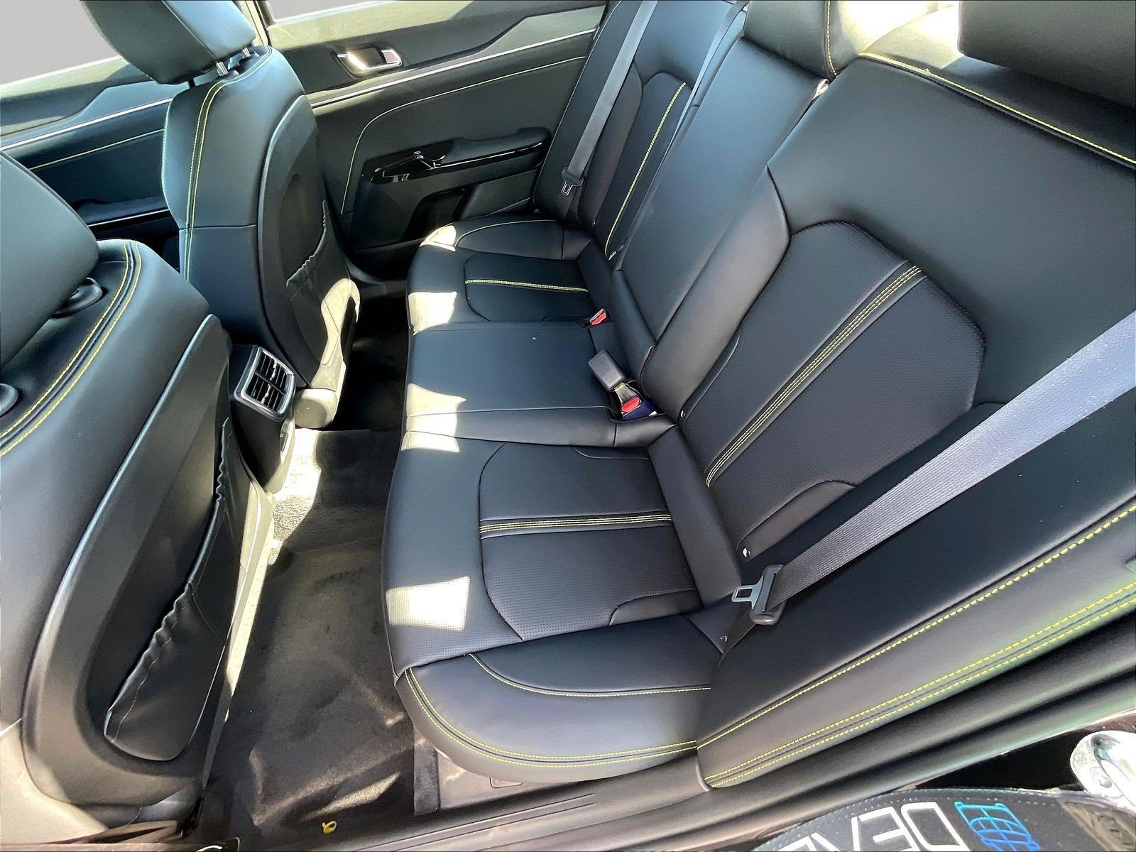 New 2027 Kia K5 GT FWD image 17
