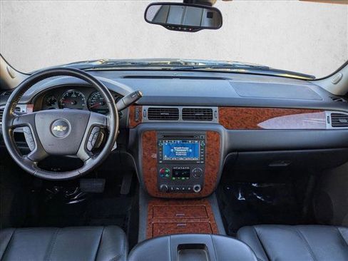 Used 2007 Chevrolet Avalanche LTZ w/ LTZ Preferred Equipment Group image 16