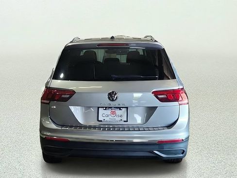 Used 2022 Volkswagen Tiguan SE FWD image 4