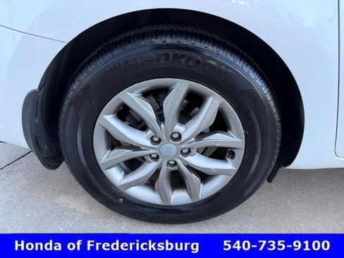 Used 2019 Kia Sedona EX w/ EX Premium Package image 12