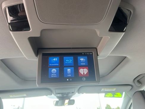 Used 2022 Honda Odyssey Elite image 21