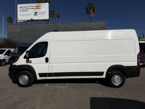Used 2021 RAM ProMaster 2500 image 20