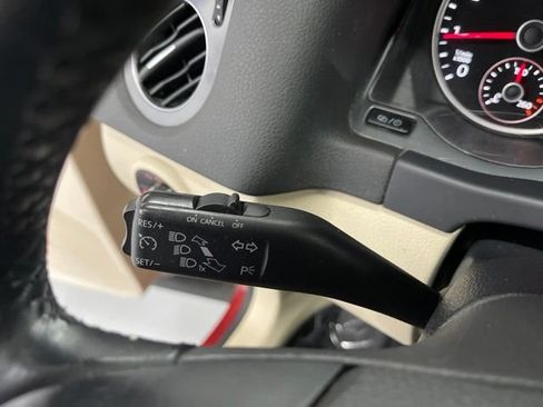 Used 2016 Volkswagen Tiguan SE AWD/4WD image 19