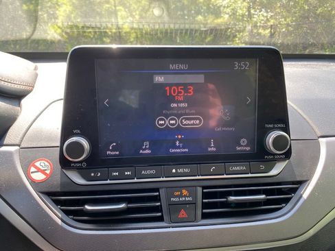 Certified 2024 Nissan Altima 2.5 SR FWD image 24
