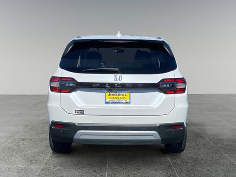 Used 2023 Honda Pilot EX-L image 4
