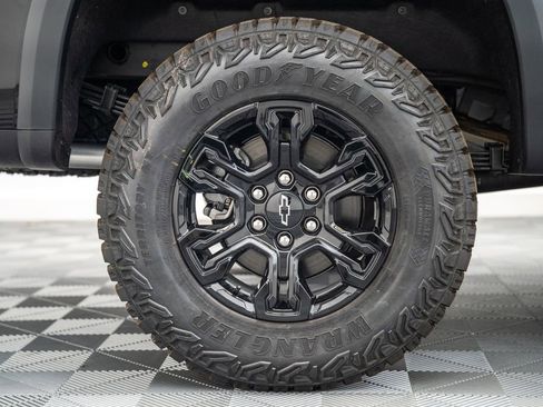 New 2026 Chevrolet Silverado 1500 ZR2 AWD/4WD image 23