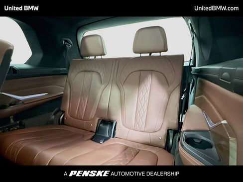 Used 2020 BMW X7 M50i w/ Dynamic Handling Package image 14