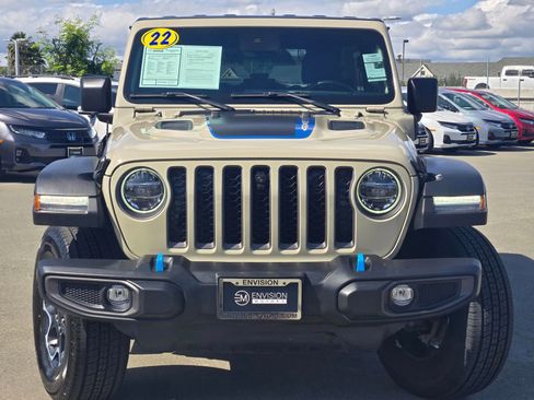 Used 2022 Jeep Wrangler Unlimited Rubicon 4xe w/ Cold Weather Group AWD/4WD image 2
