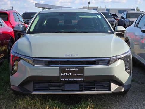 New 2026 Kia K4 EX FWD image 2