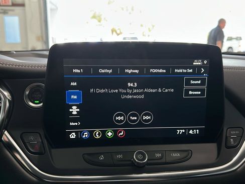 New 2025 Chevrolet Blazer LT w/ Midnight/Sport Edition FWD image 26