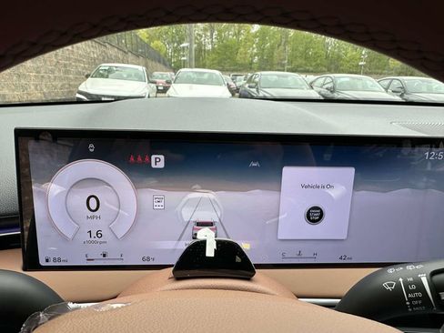 New 2026 Genesis GV70 2.5T Advanced AWD/4WD image 25