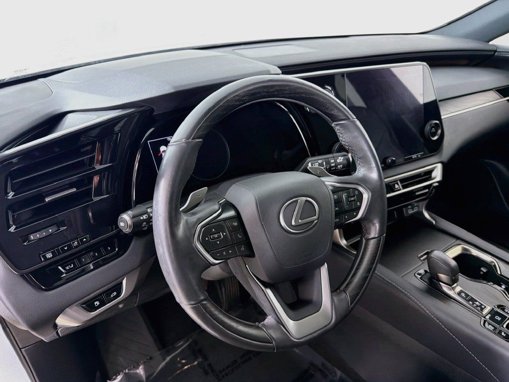 Used 2023 Lexus RX 350 Premium w/ Accessory Package AWD/4WD image 9