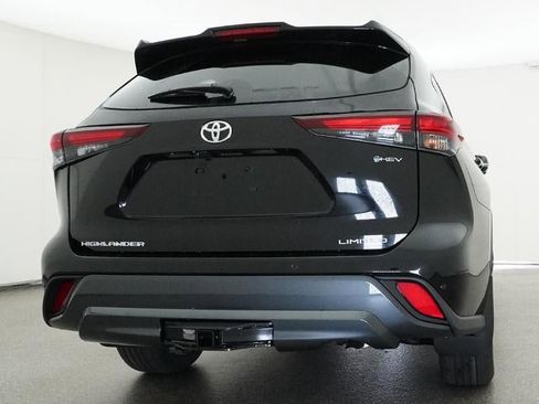 New 2026 Toyota Highlander Limited AWD/4WD image 23