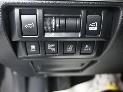 Used 2019 Subaru Outback 2.5i Touring w/ Popular Package #3A AWD/4WD image 21