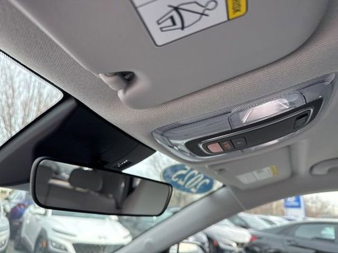 Used 2025 Hyundai Kona SEL image 41