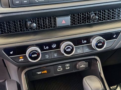 Certified 2024 Honda CR-V EX image 14