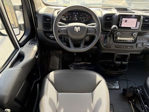 Used 2024 RAM ProMaster 3500 w/ Power Group image 32