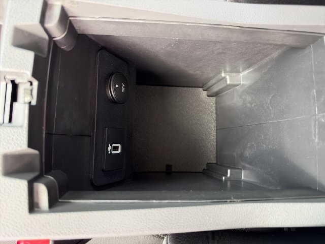Used 2017 Ford Escape SE w/ Equipment Group 201A AWD/4WD image 25