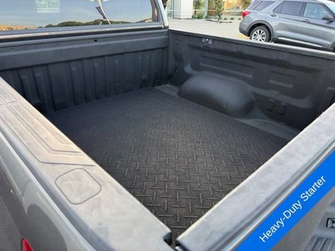 Used 2011 Toyota Tundra 4x4 CrewMax w/ Tow Pkg image 10