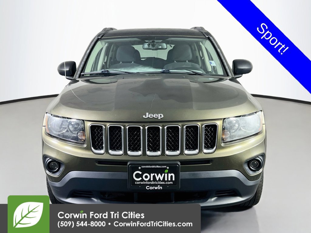 Used 2016 Jeep Compass Sport w/ Power Value Group AWD/4WD image 3
