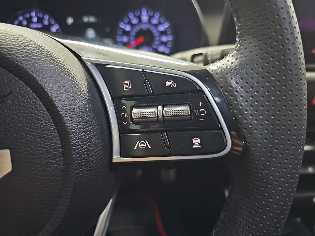 Used 2023 Kia Forte GT-Line w/ GT-Line Premium Package FWD image 20