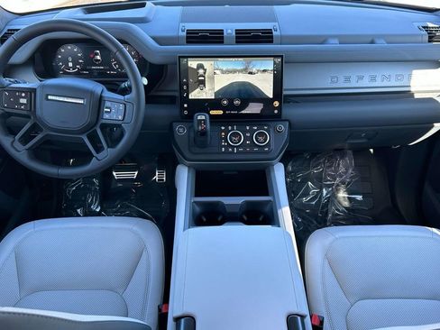 New 2026 Land Rover Defender 110 X AWD/4WD image 9