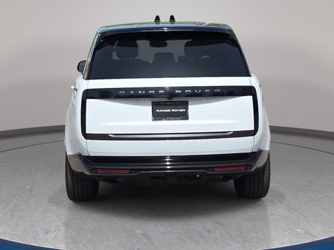 Certified 2026 Land Rover Range Rover Long Wheelbase SE image 6