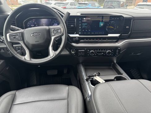 Used 2025 Chevrolet Silverado 2500 LTZ w/ Trail Boss Package AWD/4WD image 11