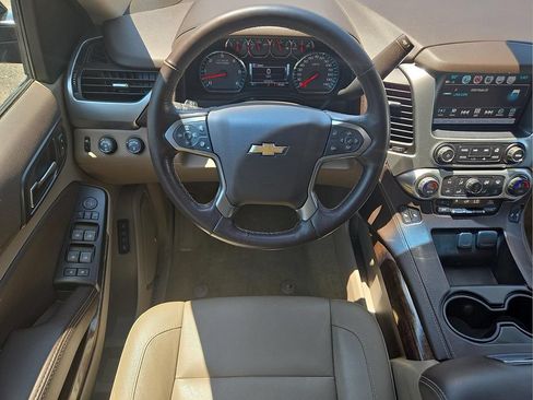 Used 2018 Chevrolet Tahoe LT AWD/4WD image 11