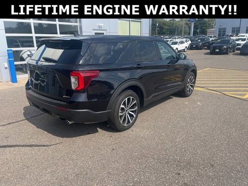 Used 2022 Ford Explorer ST-Line w/ Class IV Trailer Tow Package image 6