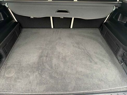 Certified 2024 Mercedes-Benz GLB 250 4MATIC image 19