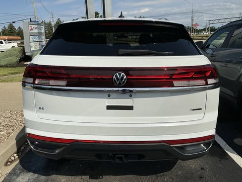 New 2026 Volkswagen Atlas Cross Sport SE AWD/4WD image 6