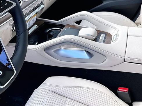 New 2026 Mercedes-Benz GLE 580 4MATIC image 7