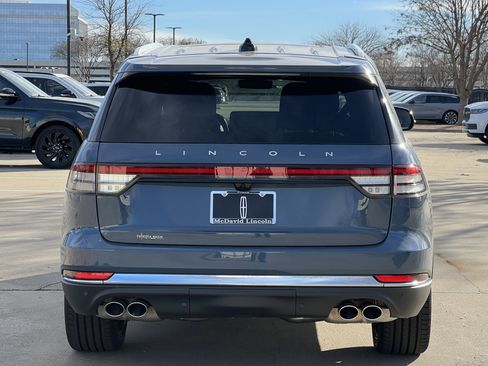 New 2026 Lincoln Aviator Reserve image 8