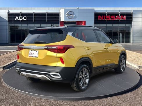 Used 2022 Kia Seltos S image 5