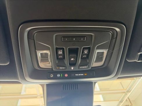 New 2026 Chevrolet Silverado 2500 ZR2 AWD/4WD image 25