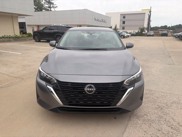Used 2025 Nissan Sentra S FWD image 3