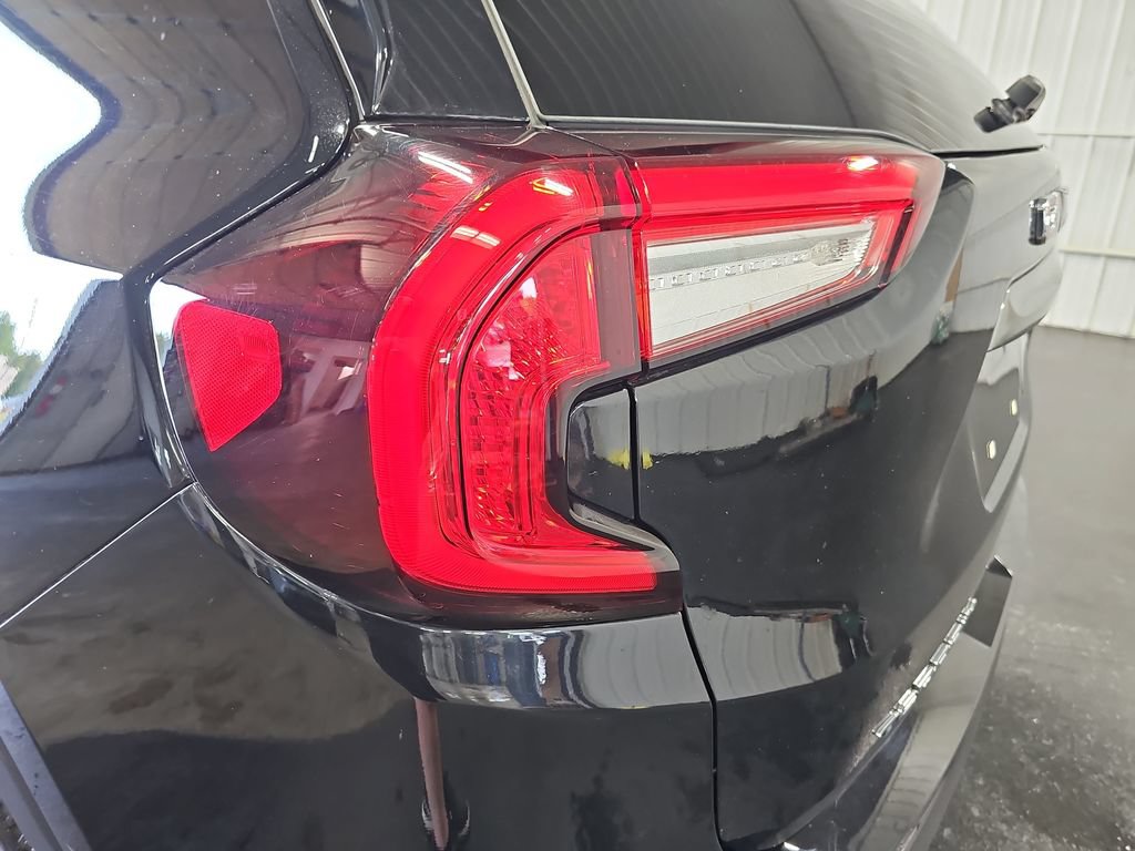 Used 2023 GMC Terrain AT4 AWD/4WD image 35