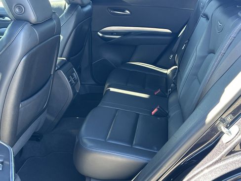 Used 2023 Cadillac XT4 Premium Luxury image 21