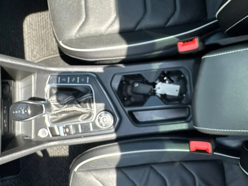 Used 2023 Volkswagen Tiguan SEL R-Line AWD/4WD image 36