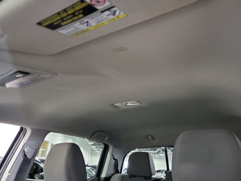 Used 2021 Toyota Tacoma SR5 w/ Technology Package AWD/4WD image 12