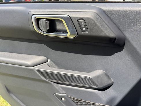 New 2025 Ford Bronco Badlands image 21