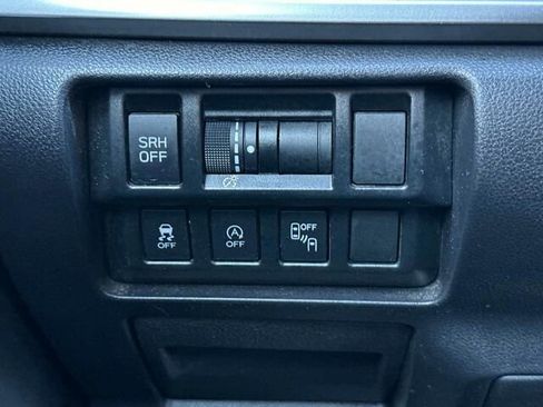 Used 2023 Subaru Crosstrek 2.5i Limited image 31